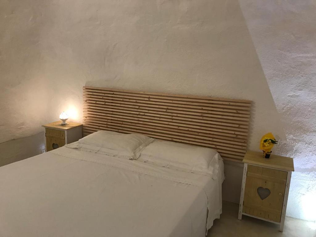 Trullo Contrada Specchi Daire Racale Dış mekan fotoğraf