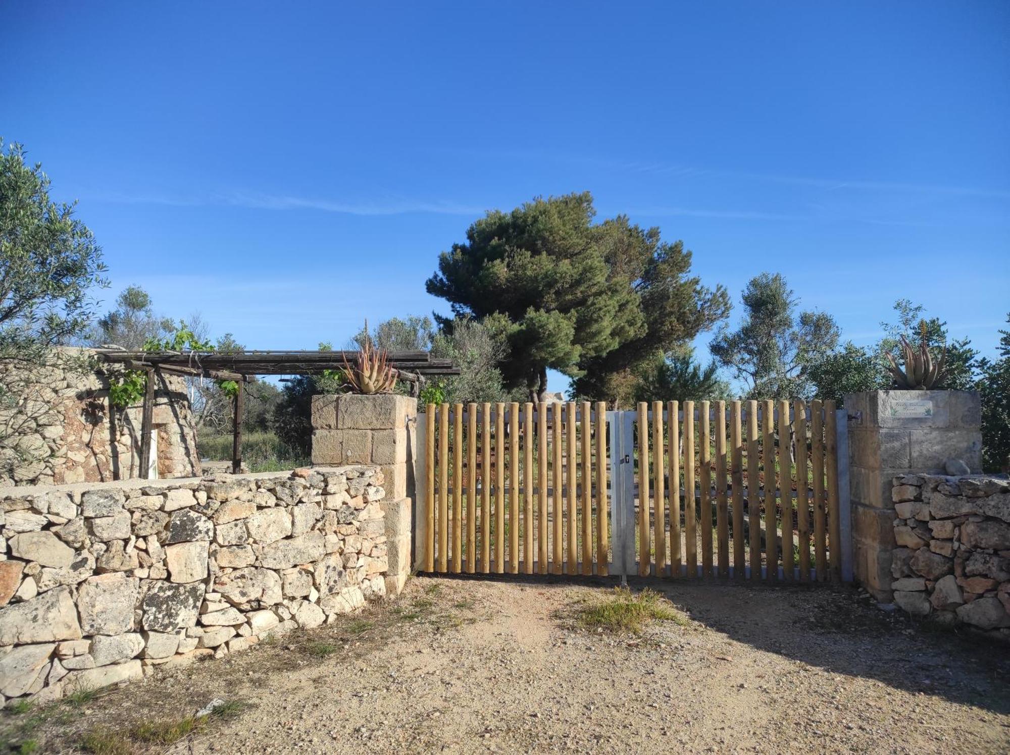 Trullo Contrada Specchi Daire Racale Dış mekan fotoğraf